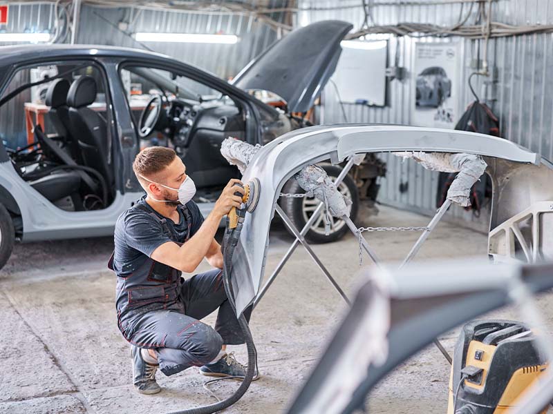 Riparazioni auto Lazise | Carrozzeria a Lazise | Servizi di riparazione auto e carrozzeria su misura e riparazione danni